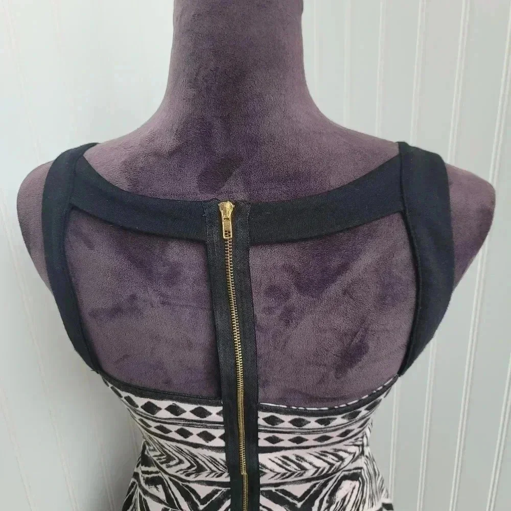 Material Girl Womens Mini Dress Juniors Blush Pink Black Sttetch Open Back Sz M